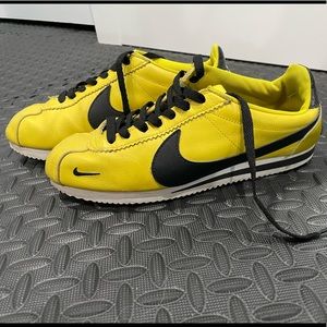 Nike yellow running shoes